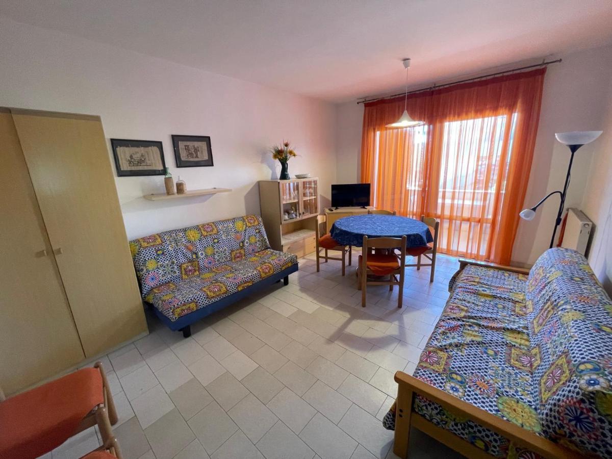 Vega Bilocale Con Piscina E Terrazza Caorle Exterior foto